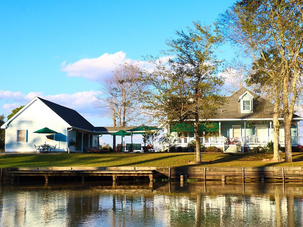 A Chateau On The Bayou Bed & Breakfast Raceland Exterior foto